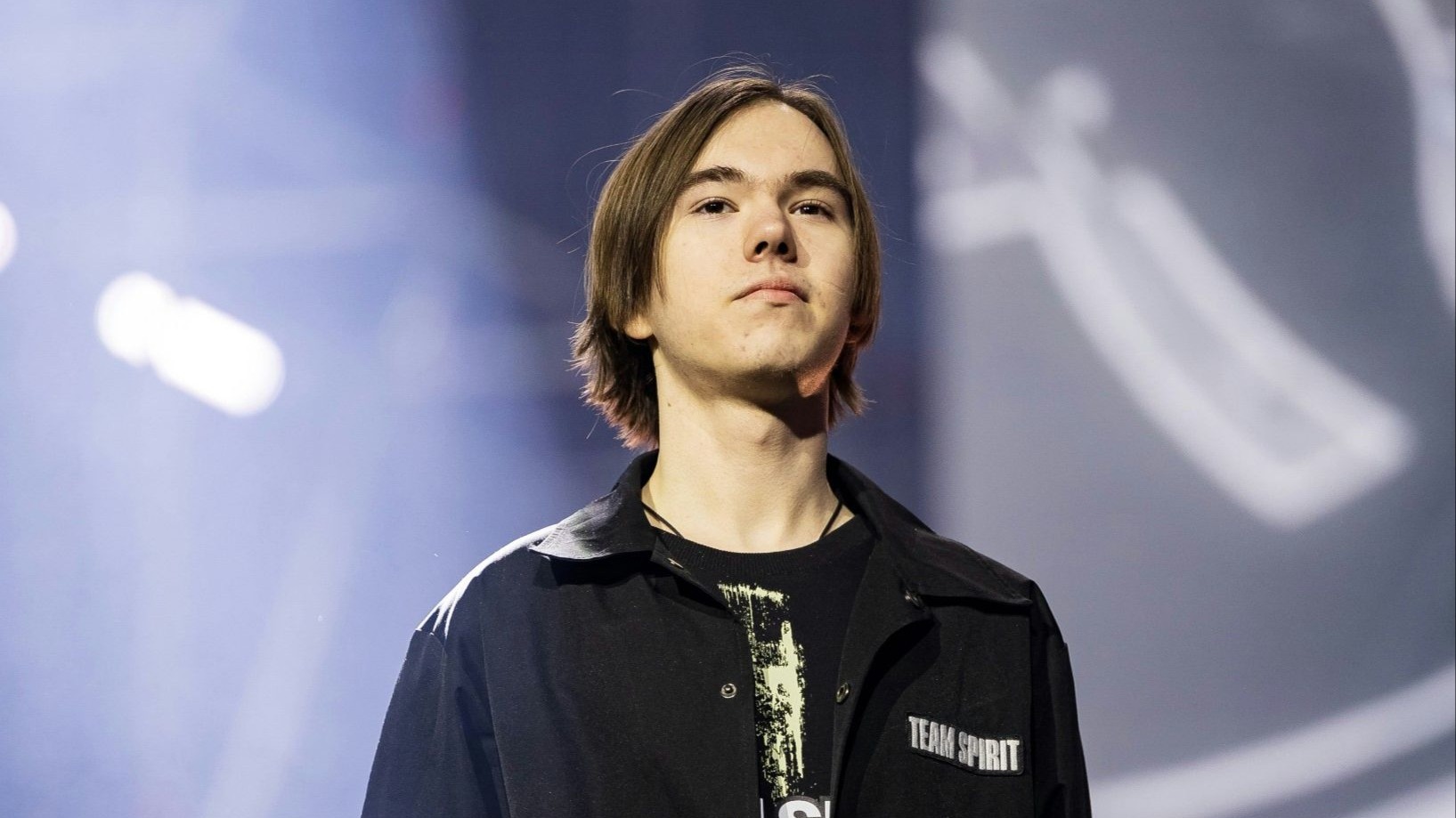 CSGO快讯：来自乌克兰的CSGO第一人S1mple表示：他的老家正在遭受炮击！